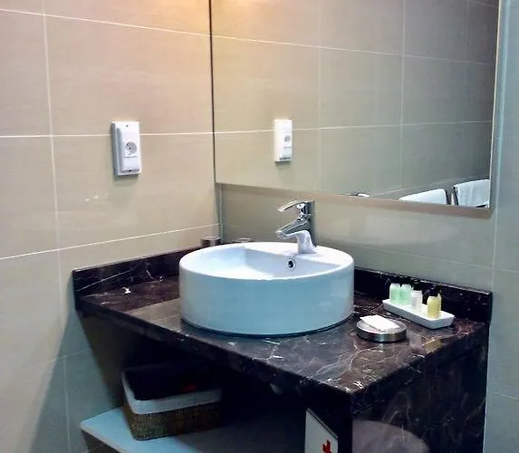 Charming Lido Flat I